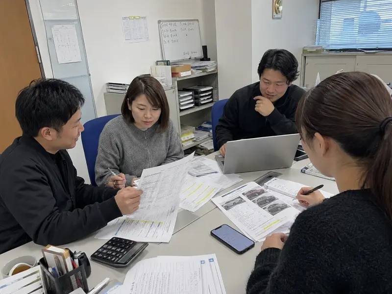 職場の様子 2